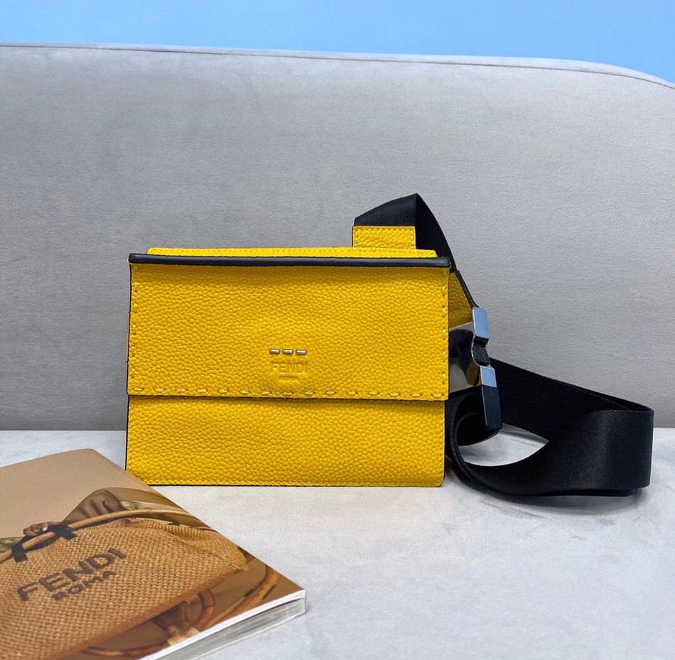 Fendi Logo leather shoulder messenger bag