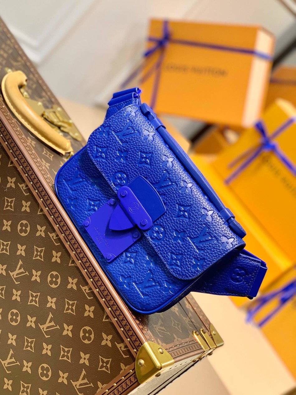 Louis Vuitton S Lock Sling Bag M58486