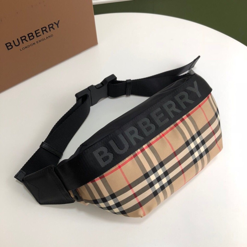 Burberry nylon chest bag waist bag