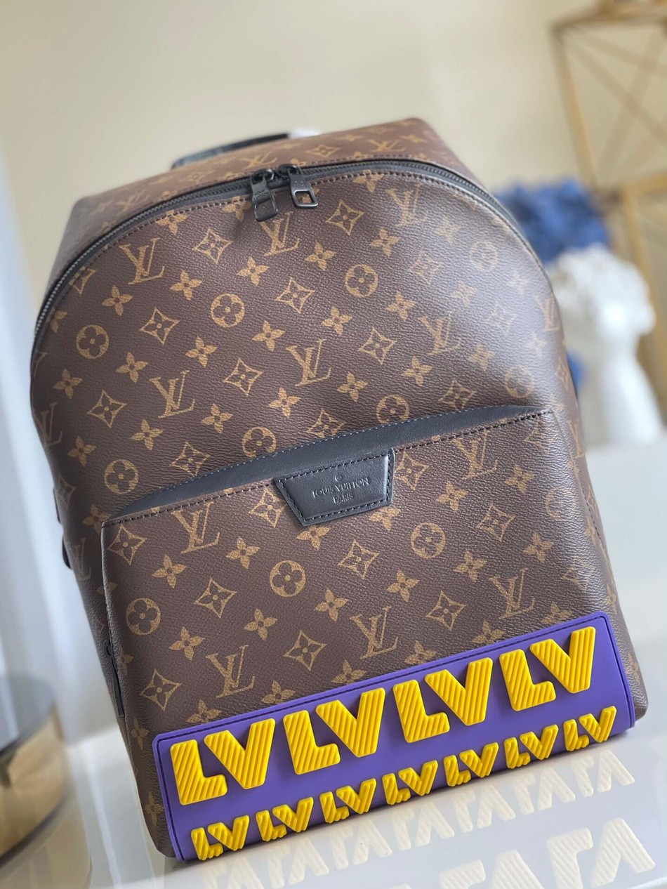 Louis Vuitton Discovery Backpack M57965