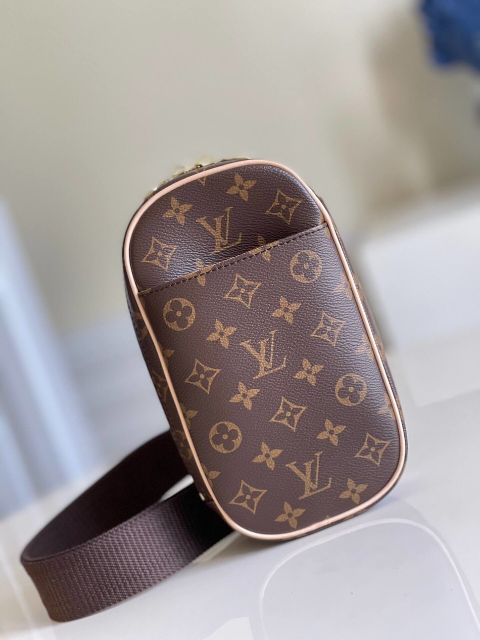 Louis Vuitton Monogram Pochette Ganju belt bag M51870