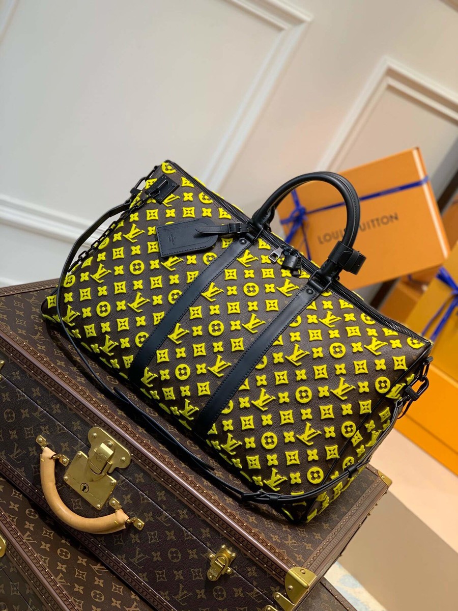 Louis Vuitton Keepall Triangle BANDOULIÈRE 50 Travel Bag M45069