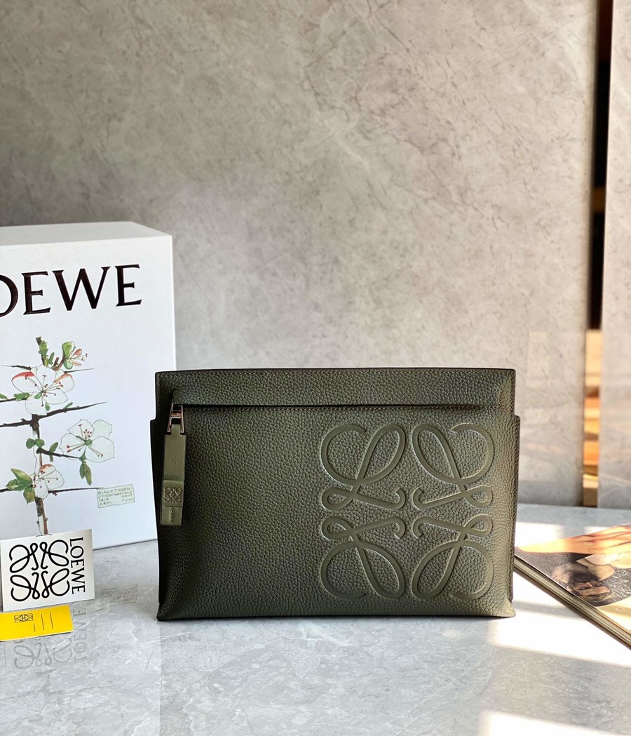 Loewe T pouch series Clutch 0219 olive green