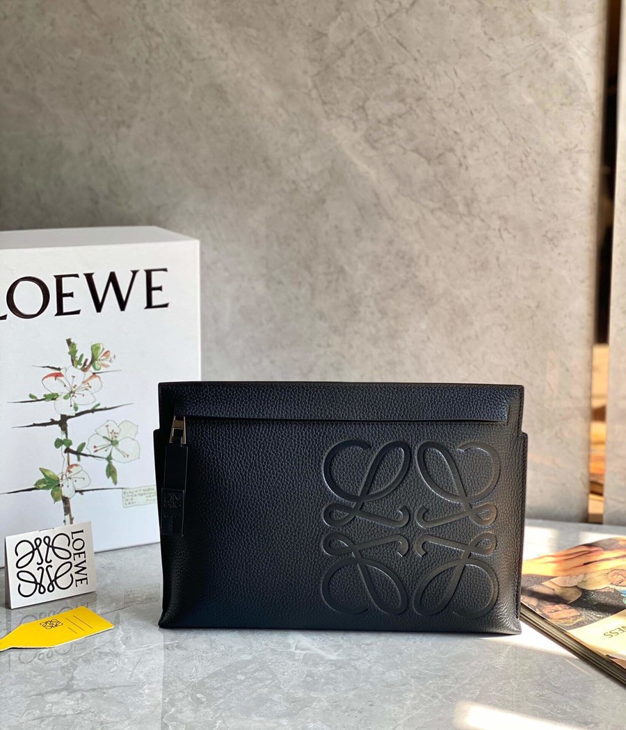 Loewe T pouch series Clutch 0219 black