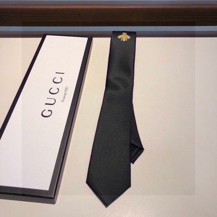 Gucci Silk tie with golden bee embroidery