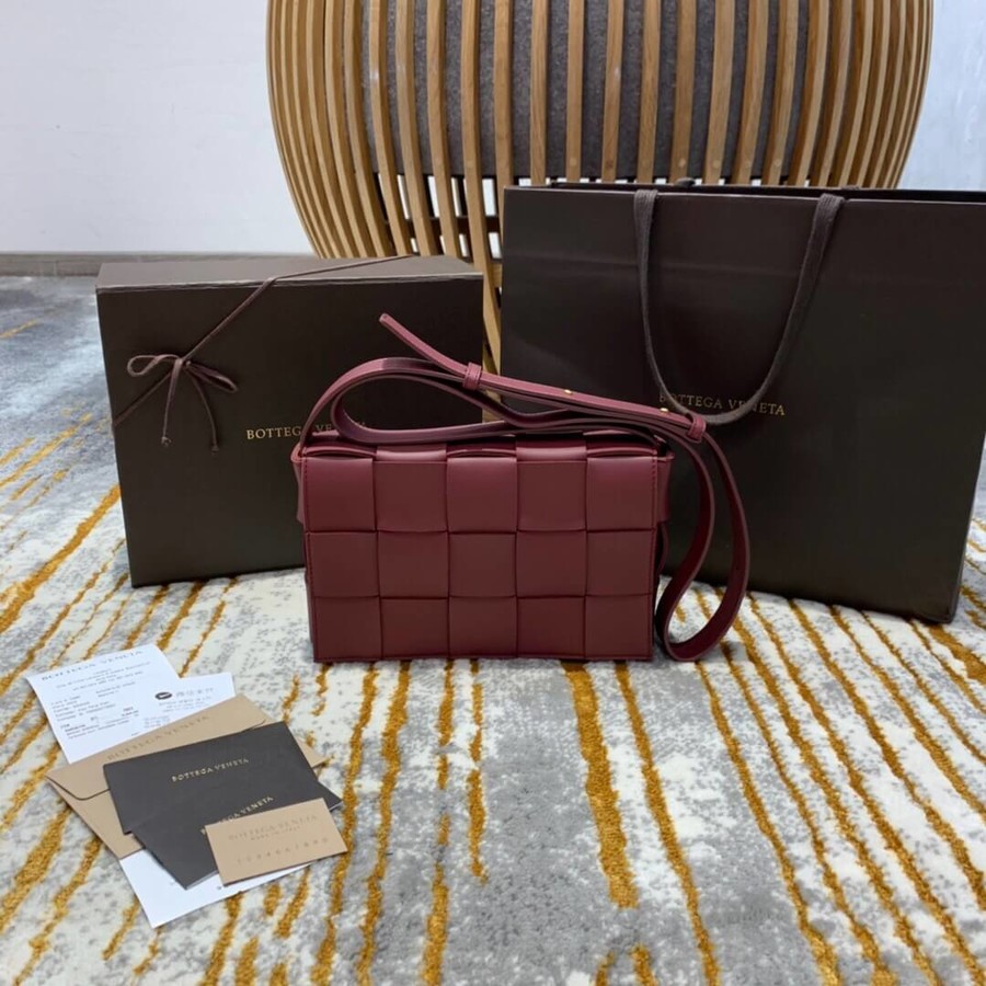 Bottega Veneta Cassette woven square box messenger bag 578004 Bordeaux wine red
