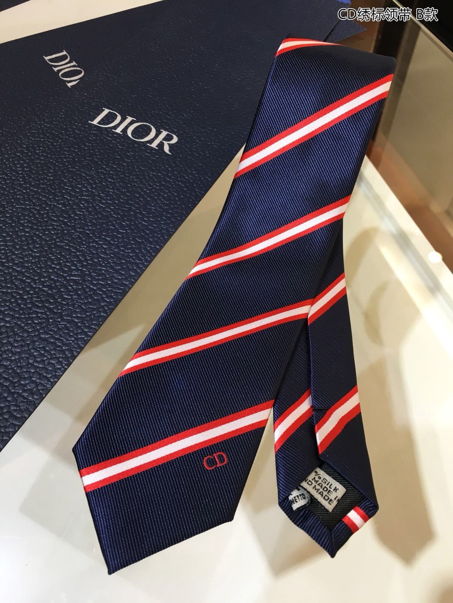 Dior 100% top handmade custom CD embroidered tie