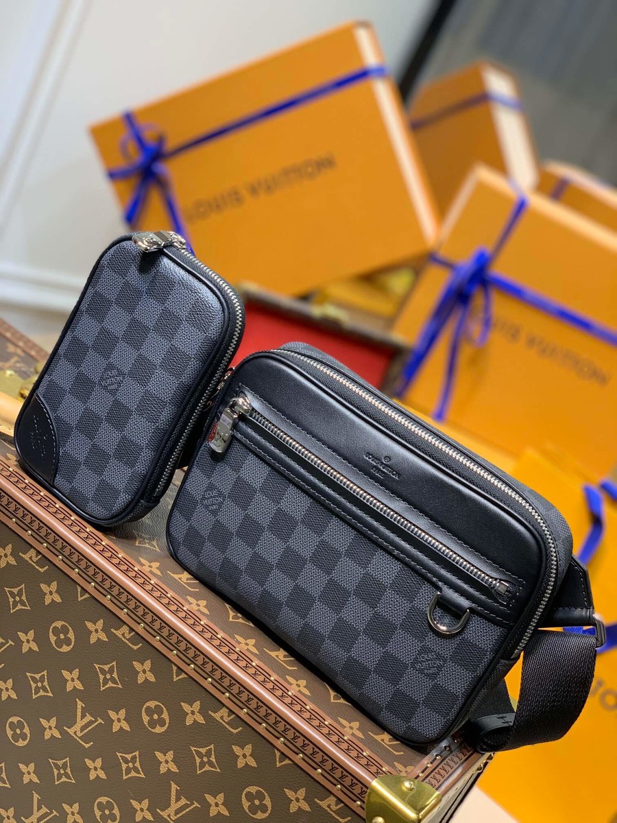 Louis Vuitton Scott 2-in-1 messenger bag N50018