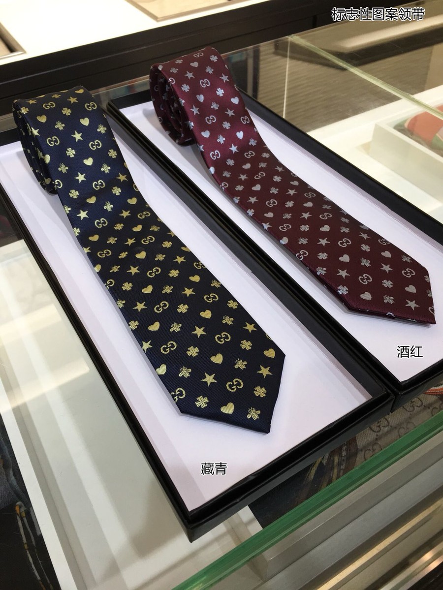 Gucci 100% top jacquard silk iconic pattern tie 520917