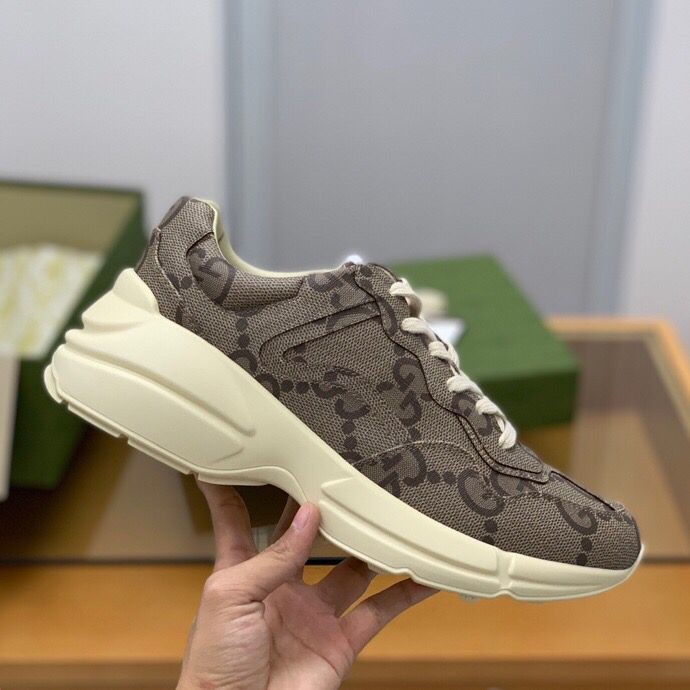 Gucci Vintage sneakers