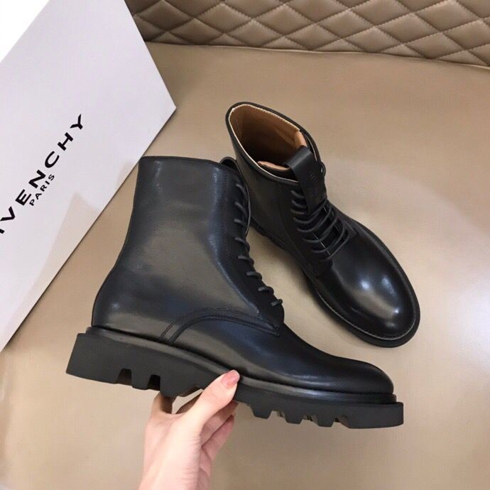 Givenchy Combat lace-up round toe ankle boots men