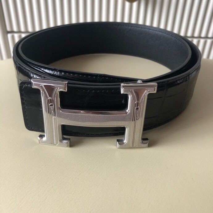 Hermes Stainless steel H pattern metal buckle & cowhide embossed crocodile pattern 38mm belt