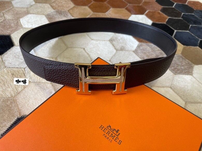 Hermes Stainless steel H single-row studded leather belt