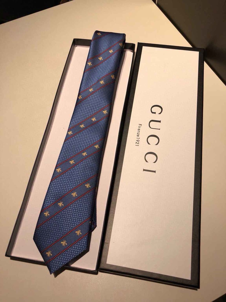 Gucci Classic themed animal bee embroidered jacquard silk tie