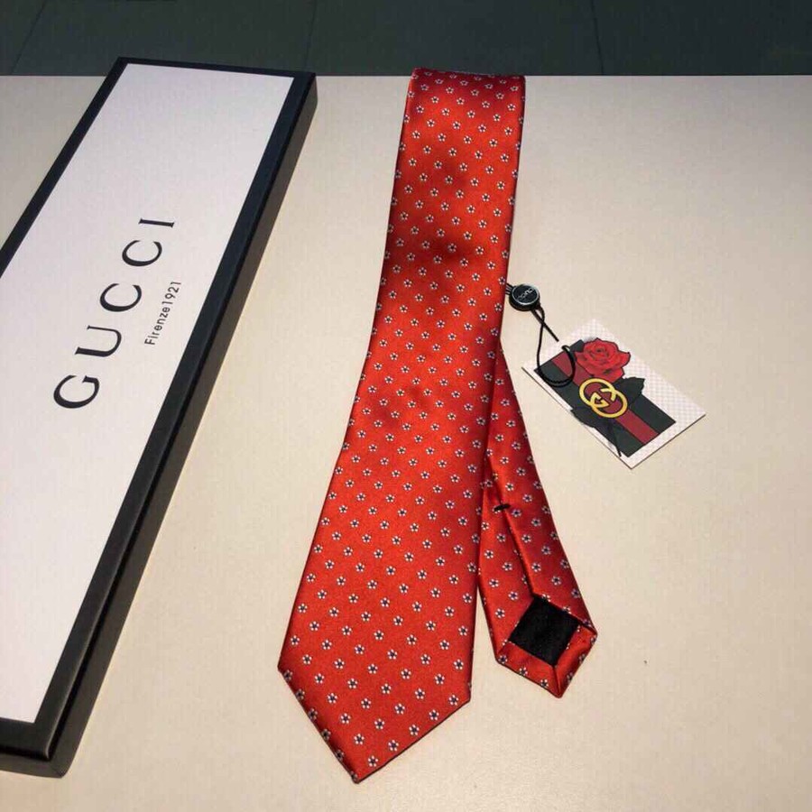 Gucci Jacquard silk men s tiger head tie