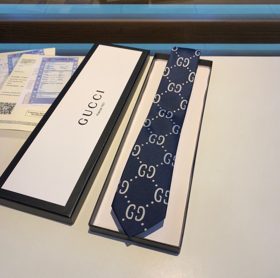 Gucci Interlocking GG men s tie in jacquard silk