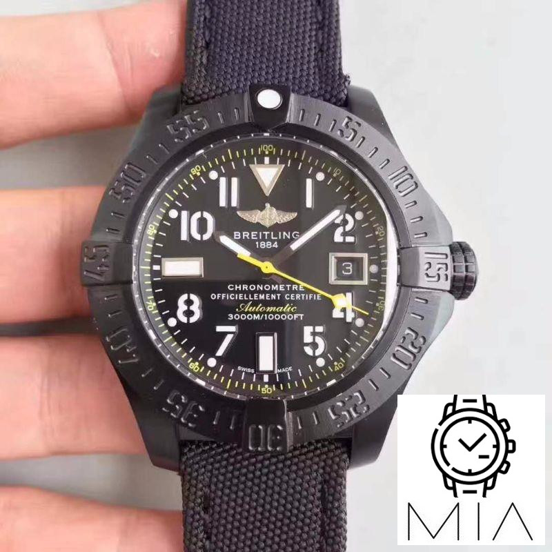 Breitling Avenger Seawolf Blacksteel Code Yellow M17330B2 GF Factory Black Dial