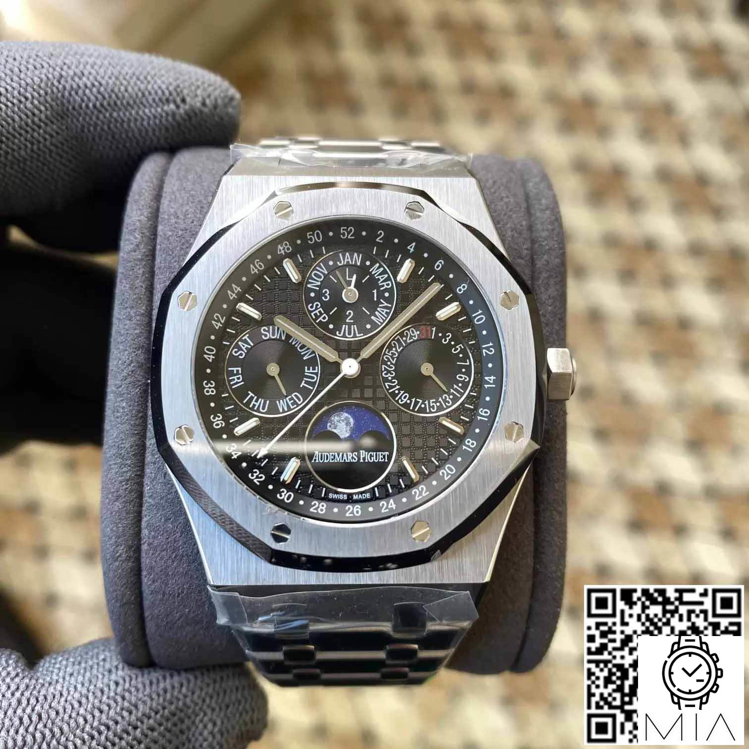 Audemars Piguet Royal Oak 26574 APS Factory Black Dial