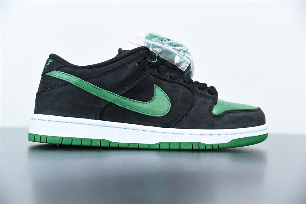 Nike SB Dunk Low Pro J Pack Black Pine Green(With Video)