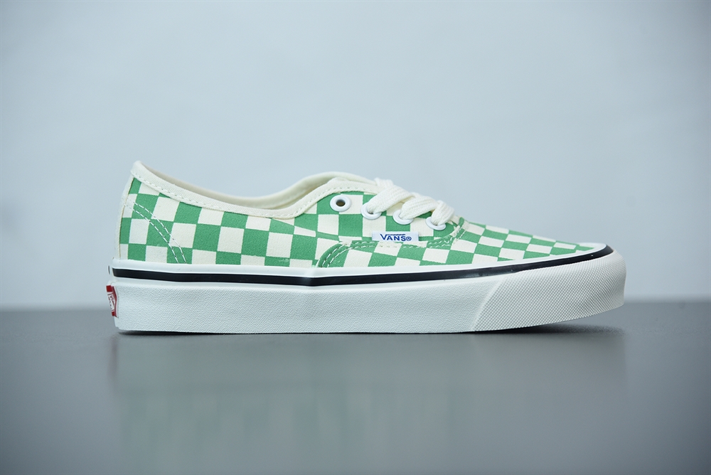 Vans Authentic44DX(With Video)