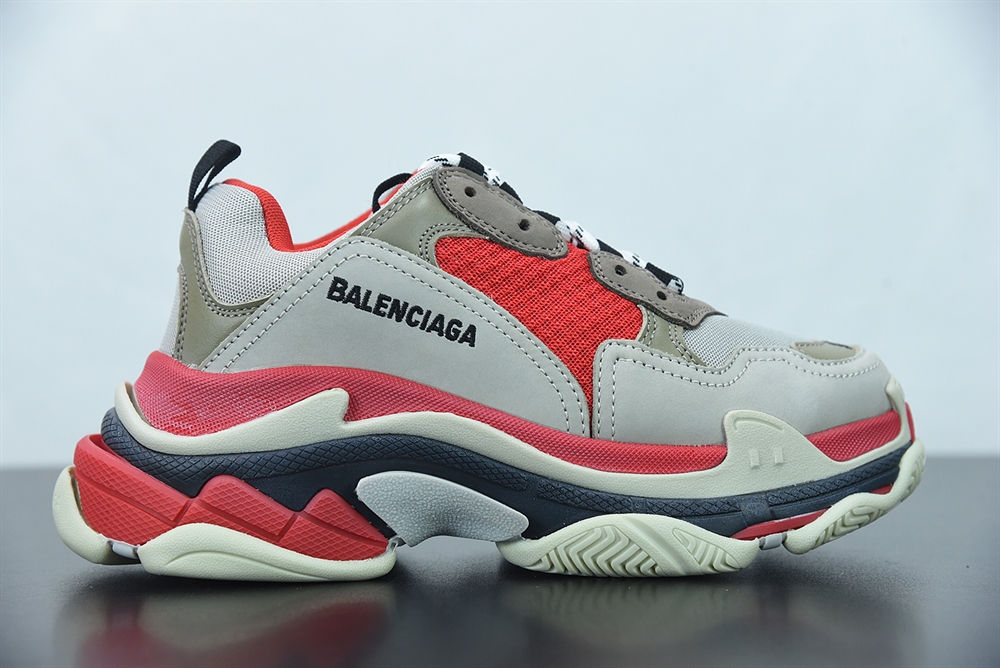 Balenciaga Triple S LT.Grey/Red