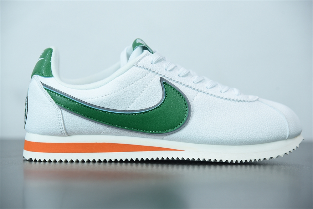 Nike Classic Cortez Stranger Things Hawkins High School(With Video)