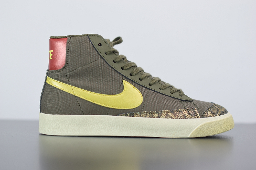 Nike Blazer Mid 77 Olive Snakeskin (W)(With Video)