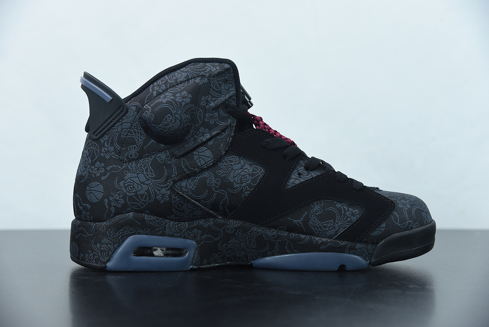 Jordan 6 Retro Singles Day Triple Black (W)