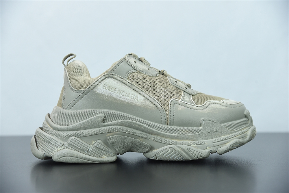 Balenciaga Triple S Sneaker Light Beige