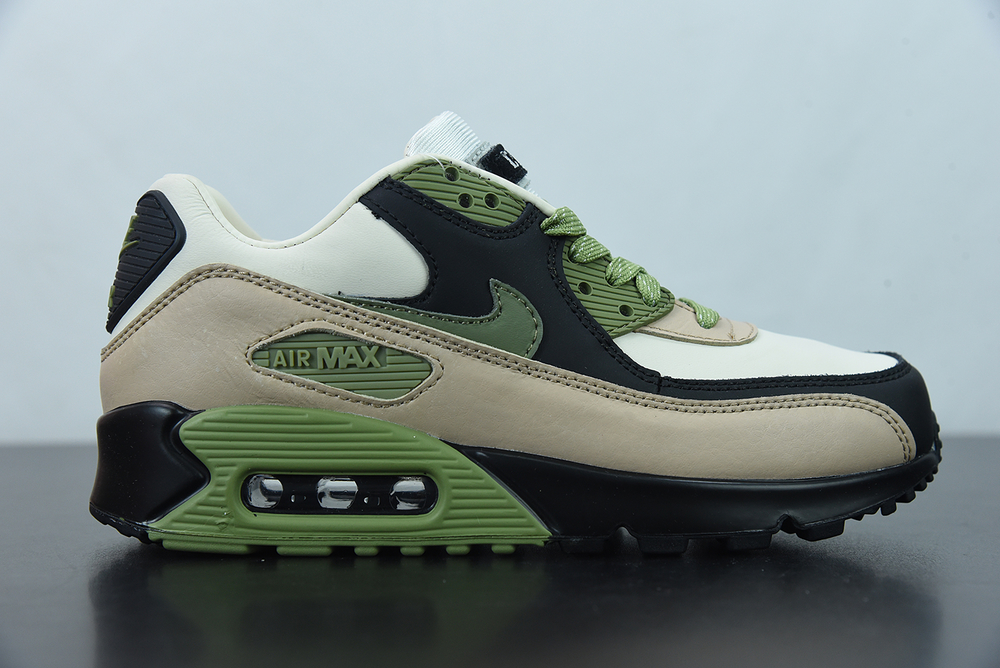 Nike Air Max 90 Lahar Escape