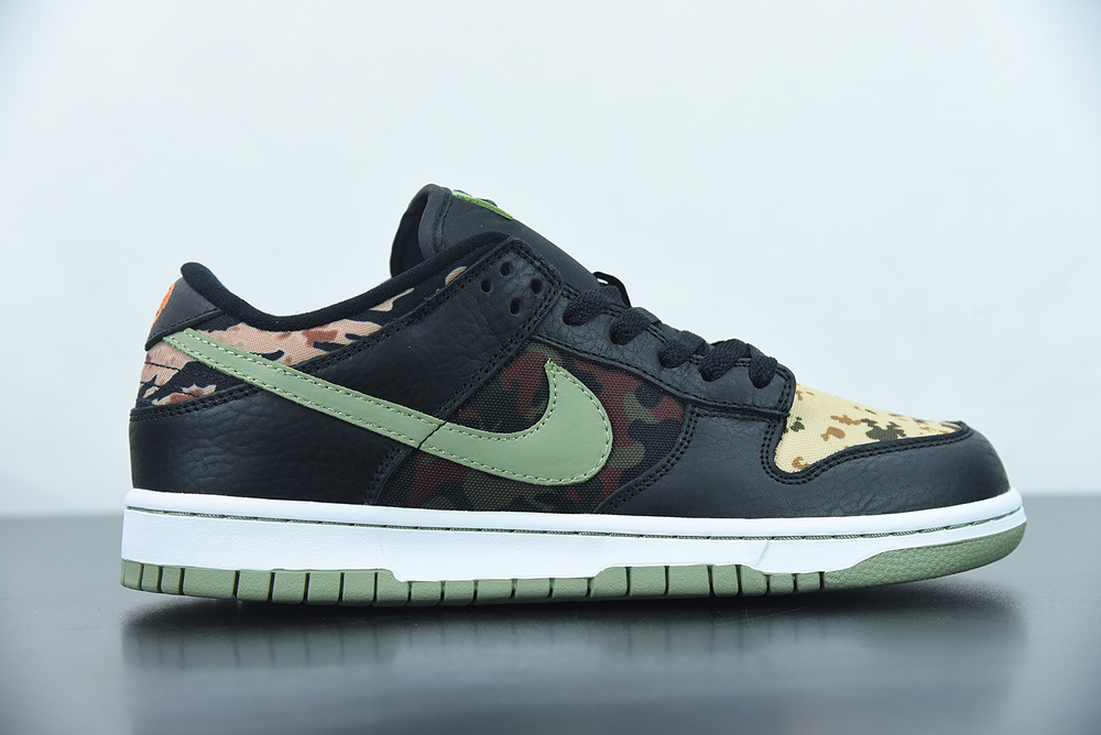 Nike Dunk Low Crazy Camo 