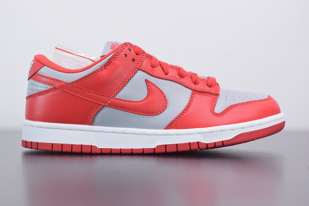 Nike SB Dunk Low SP University Red White Grey(With Video)