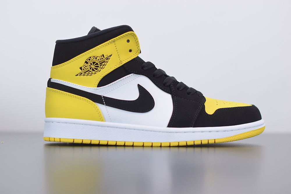 Air Jordan 1 Mid Yellow Toe Black(With Video)