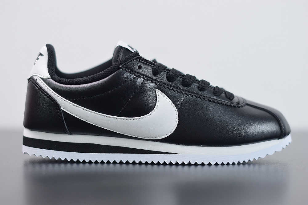 Nike Classic Cortez Black White (W)(With Video)