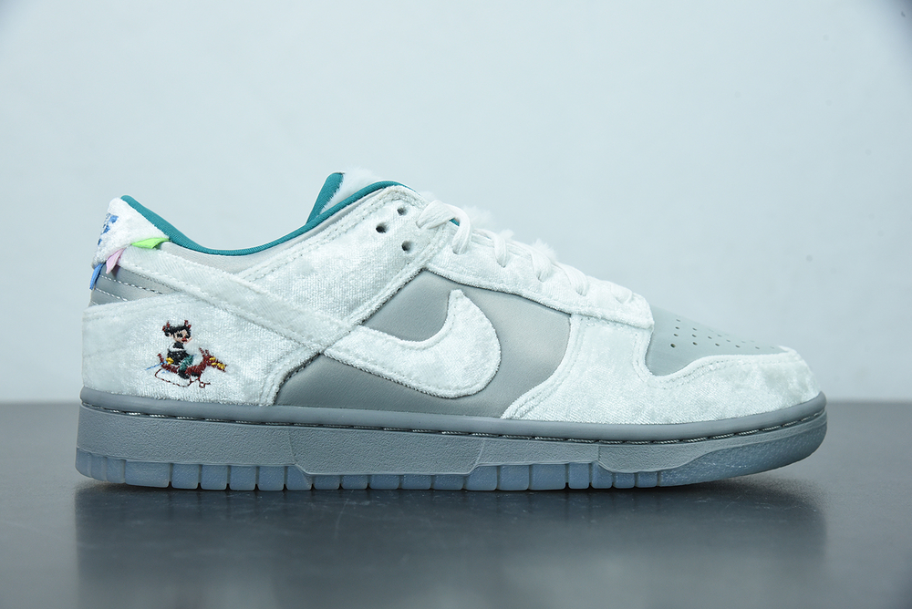 Nike Dunk Low Ice (W)