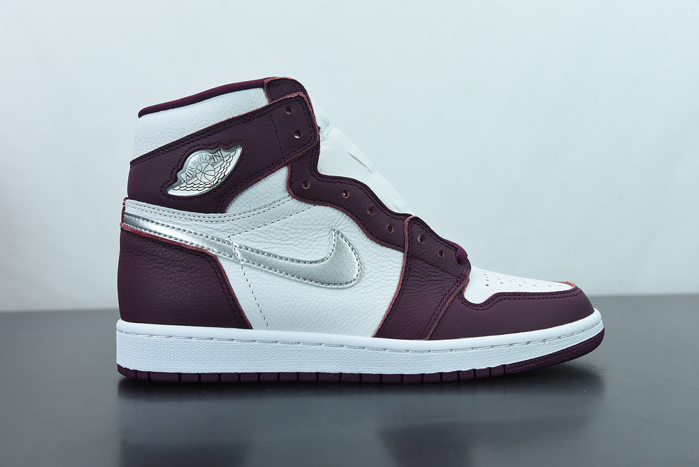 Jordan 1 Retro High OG Bordeaux 