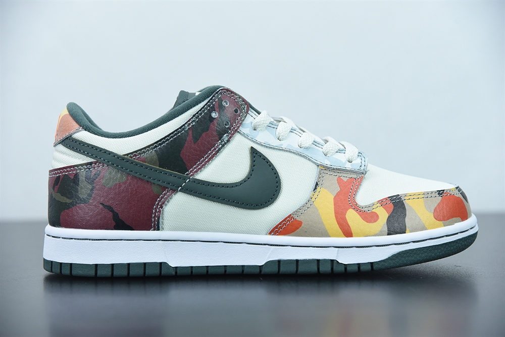 Nike Dunk Low SE Multi-Camo