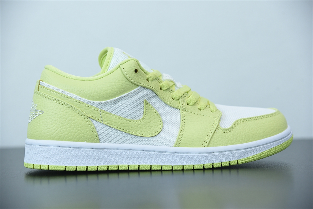 Jordan 1 Low Limelight (W)