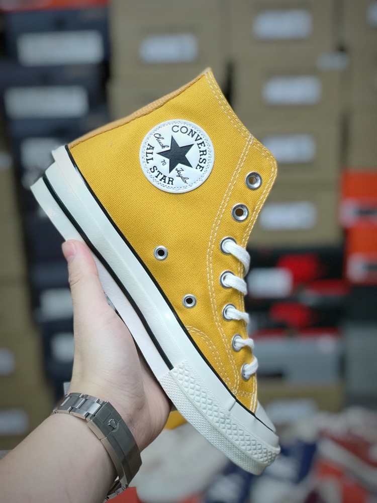 Converse All Star 1970s (With Video)