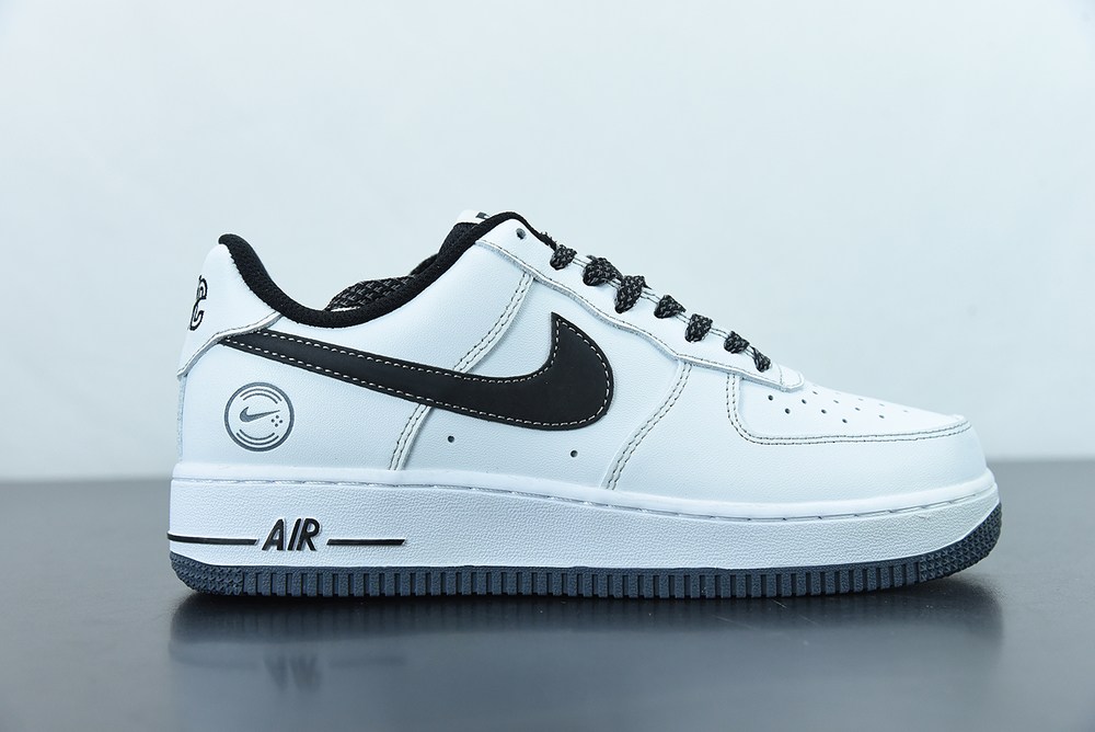 Nike Air Force 1 07 Low Sunmmit White Black