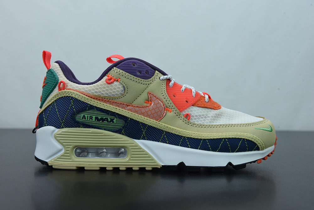 Nike Air Max 90 Trail Team Gold