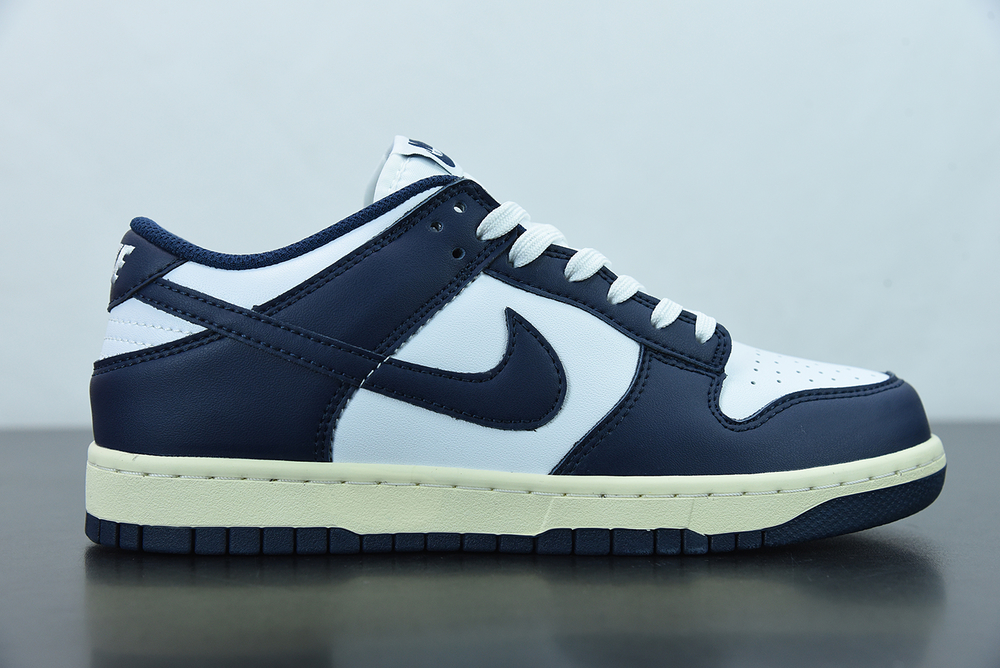 Nike Dunk Low Vintage Navy (W)  