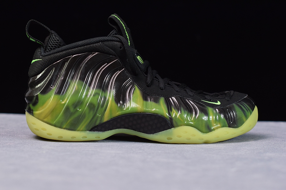 Nike Air Foamposite One ParaNorman(With Video)