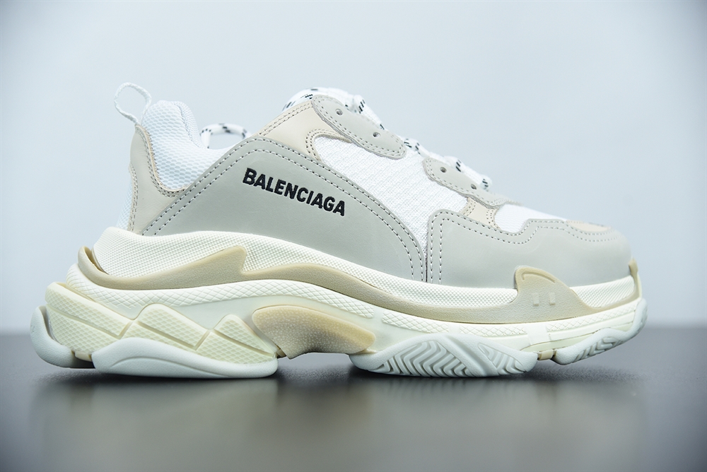 Balenciaga Triple S All White(With Video)