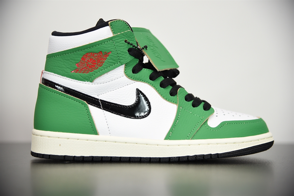 Jordan 1 Retro High Lucky Green (W)(With Video)