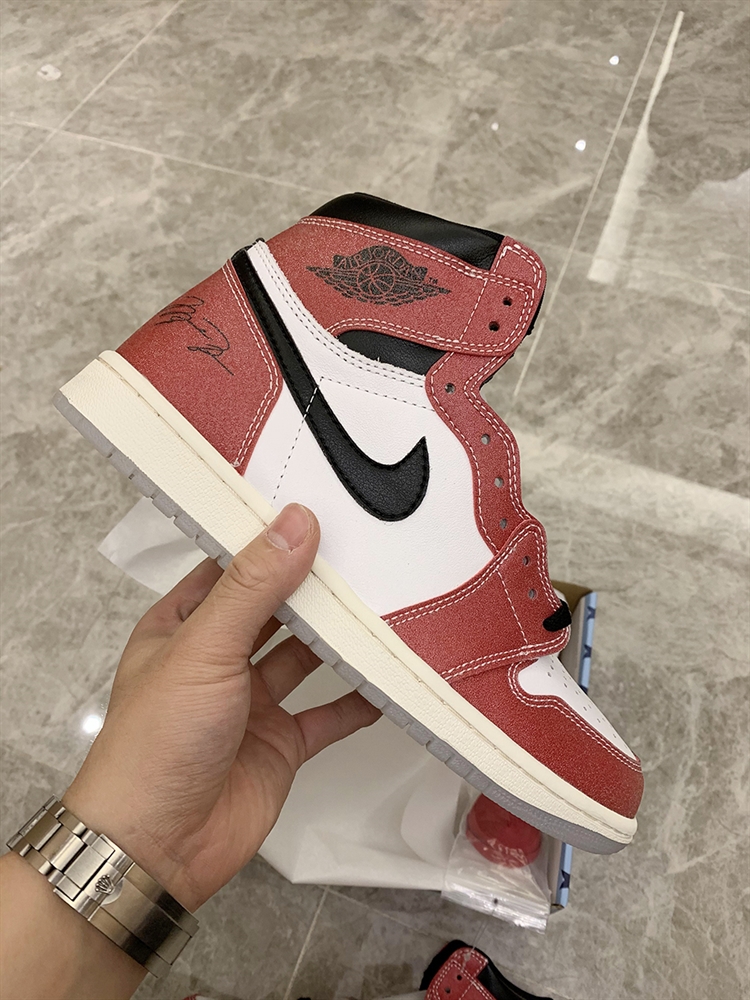 Jordan 1 Retro High Trophy Room Chicago(With Video)