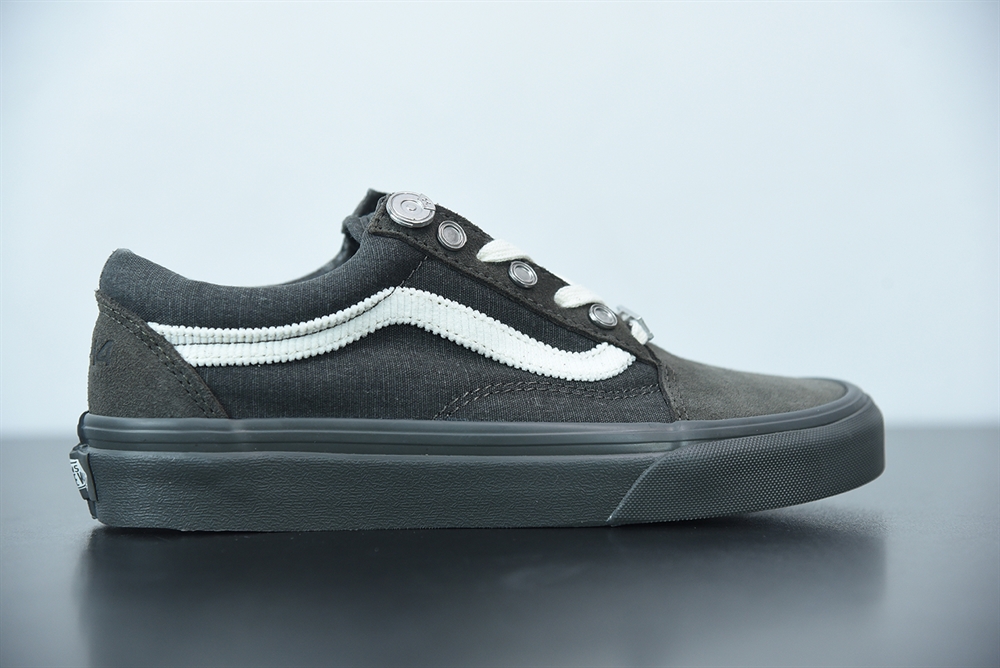 C2H4 x Vans Old Skool