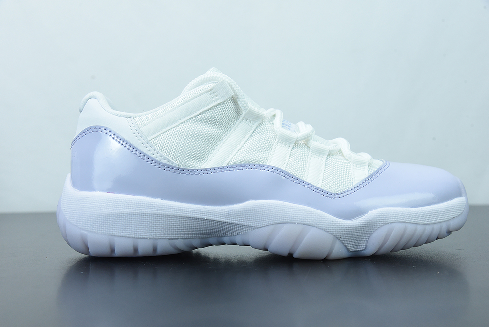 Air Jordan 11 Low Pure Violet