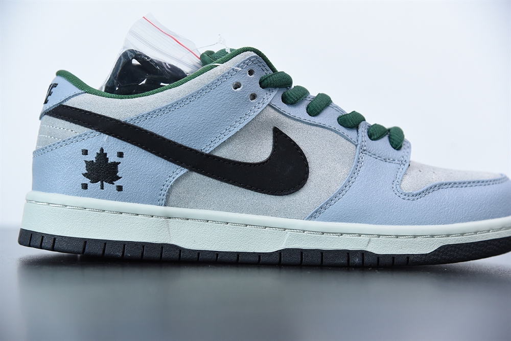 Nike Dunk SB Low Maple Leaf Central Park(With Video)