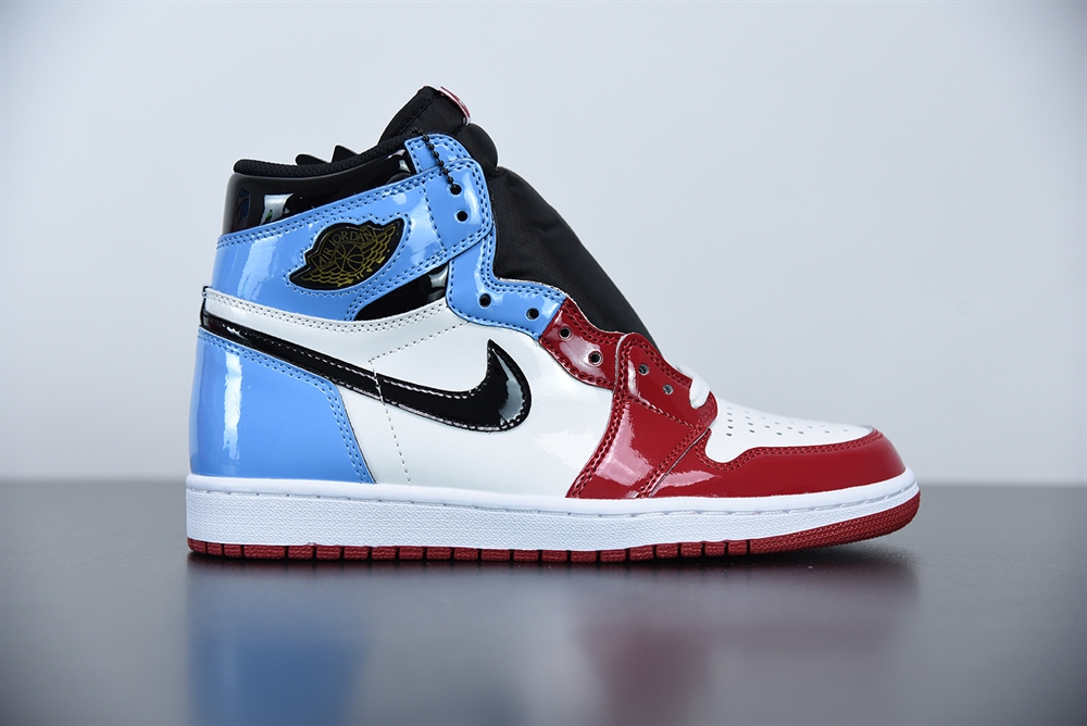 Jordan 1 Retro High Fearless UNC Chicago(With Video)